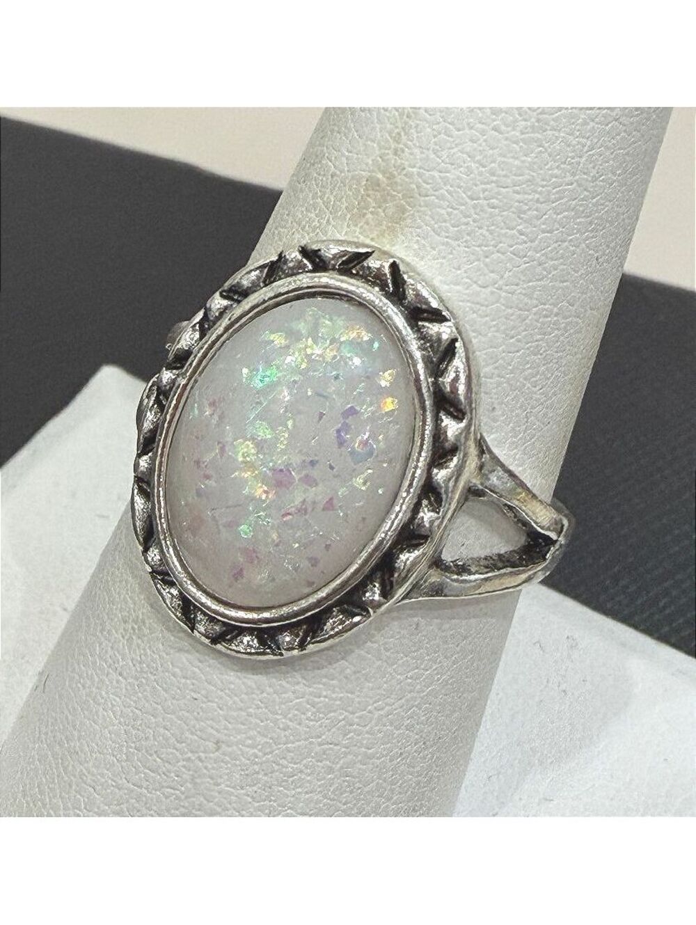 Vintage Silver Tone Opal-Like Stone Ring with Ornate Edge Size 8.25